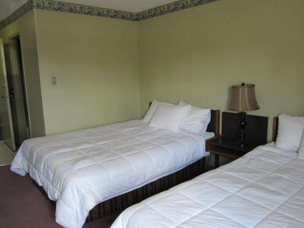 Imagen general del Hotel Ramada by Wyndham Dawson Creek. Foto 11