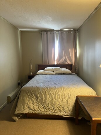 Imagen de la habitación del Hotel Ramada by Wyndham Dawson Creek. Foto 15