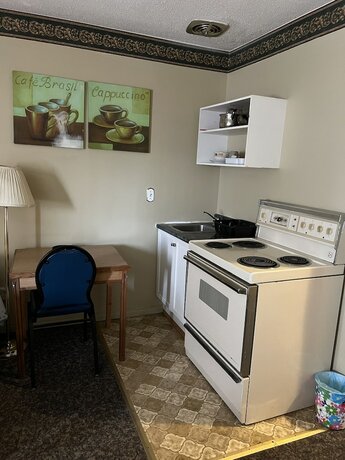Imagen de la habitación del Hotel Ramada by Wyndham Dawson Creek. Foto 16
