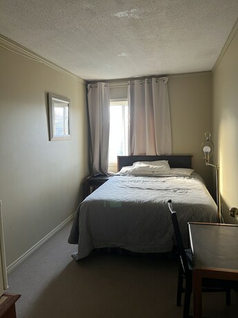 Imagen de la habitación del Hotel Ramada by Wyndham Dawson Creek. Foto 20