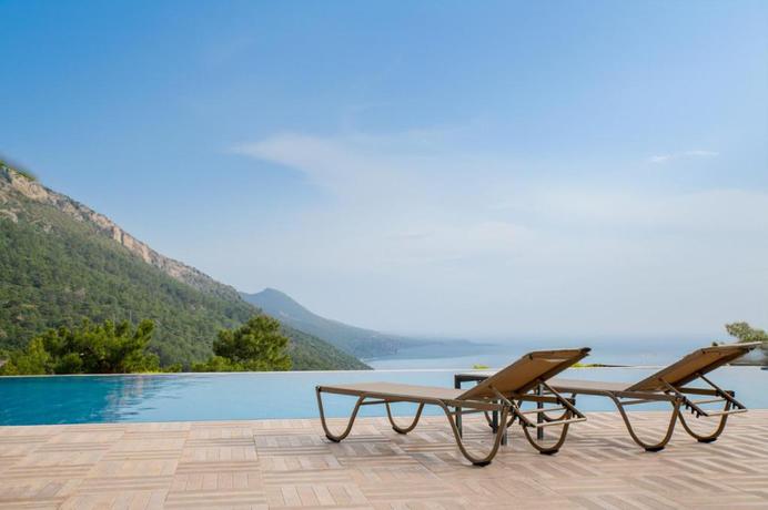 Imagen general del Hotel Ramada by Wyndham Fethiye Oludeniz. Foto 1