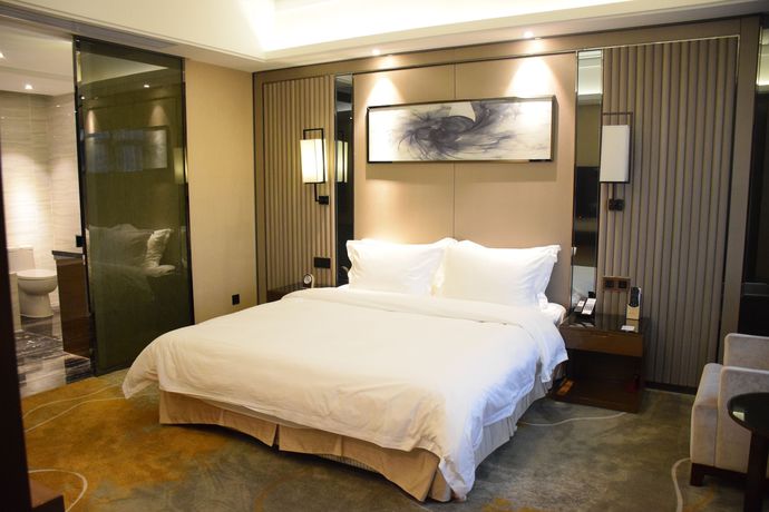 Imagen de la habitación del Hotel Ramada by Wyndham Foshan. Foto 9