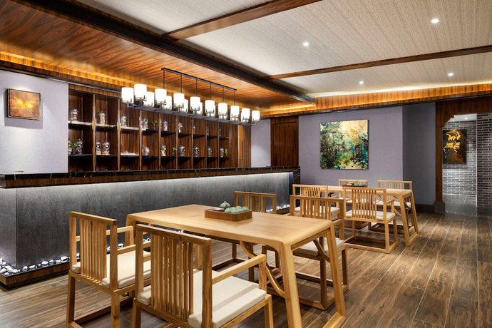 Imagen del bar/restaurante del Hotel Ramada by Wyndham Foshan Shunde. Foto 5