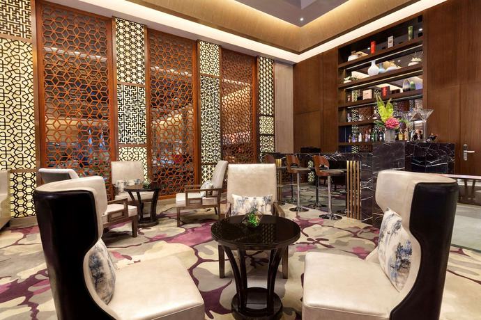Imagen del bar/restaurante del Hotel Ramada by Wyndham Foshan Shunde. Foto 8