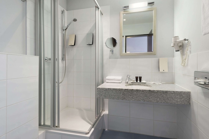 Imagen de la habitación del Hotel Ramada by Wyndham Frankfurt Central Station. Foto 7