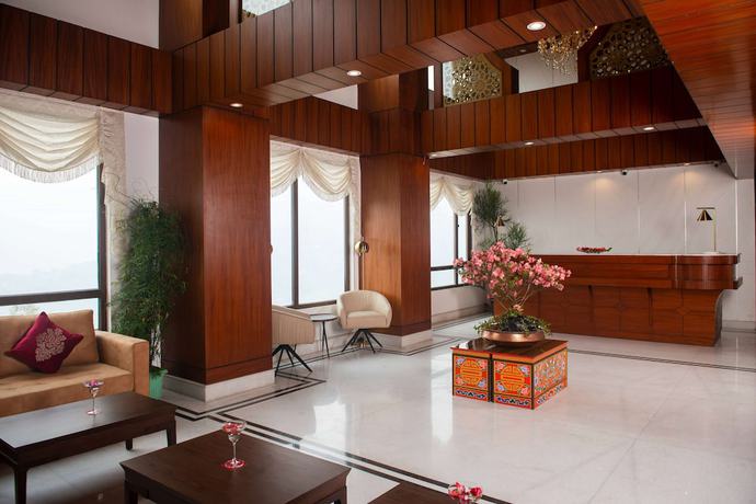 Imagen de los interiores del Hotel Ramada by Wyndham Gangtok Hotel & Casino Golden. Foto 17