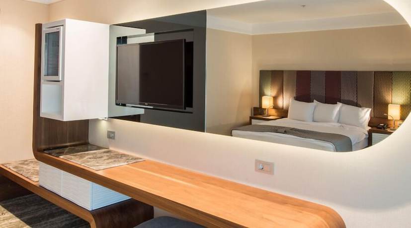 Imagen de la habitación del Hotel Ramada by Wyndham Gemlik. Foto 10