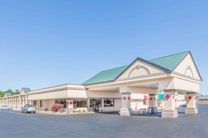 Imagen general del Hotel Ramada by Wyndham Grayling Hotel & Conference Center. Foto 1