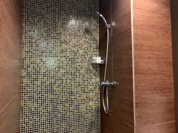 Imagen de la habitación del Hotel Ramada by Wyndham Hong Kong Grand. Foto 15