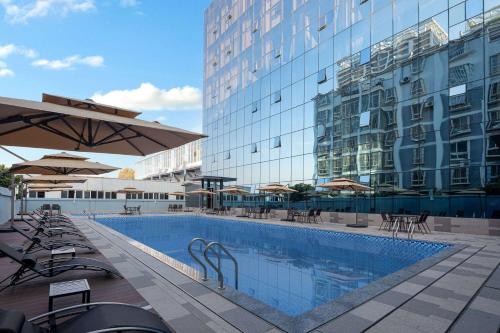 Imagen general del Hotel Ramada by Wyndham Honghe Kaiyuan. Foto 6