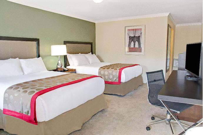 Imagen de la habitación del Hotel Ramada by Wyndham Houston Intercontinental Airport East, Humble. Foto 10