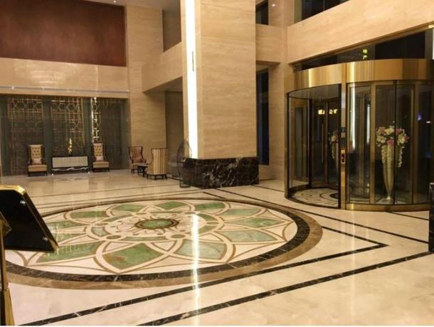 Imagen de los interiores del Hotel Ramada by Wyndham Huize. Foto 13