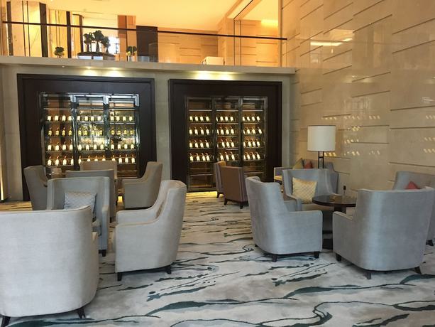 Imagen de los interiores del Hotel Ramada by Wyndham Huizhou South. Foto 20