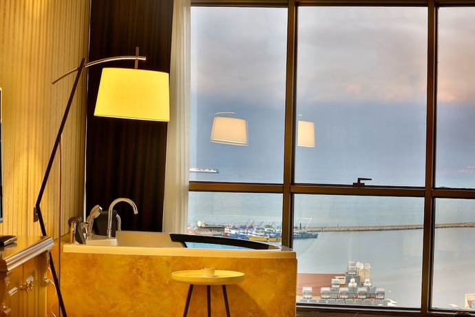 Imagen de la habitación del Hotel Ramada by Wyndham Iskenderun. Foto 11