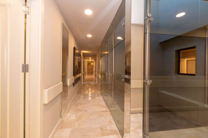 Imagen de los interiores del Hotel Ramada by Wyndham Istanbul Pera. Foto 16