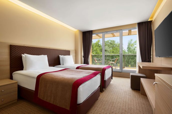 Imagen de la habitación del Hotel Ramada by Wyndham Istanbul Sile. Foto 4