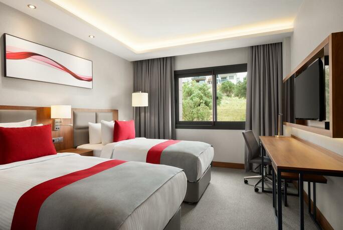 Imagen de la habitación del Hotel Ramada by Wyndham Izmir Aliaga. Foto 23