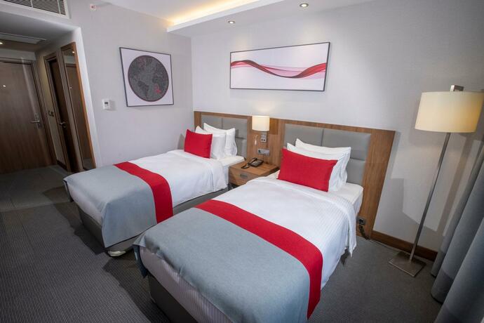 Imagen de la habitación del Hotel Ramada by Wyndham Izmir Aliaga. Foto 28