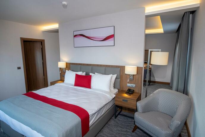 Imagen de la habitación del Hotel Ramada by Wyndham Izmir Aliaga. Foto 29
