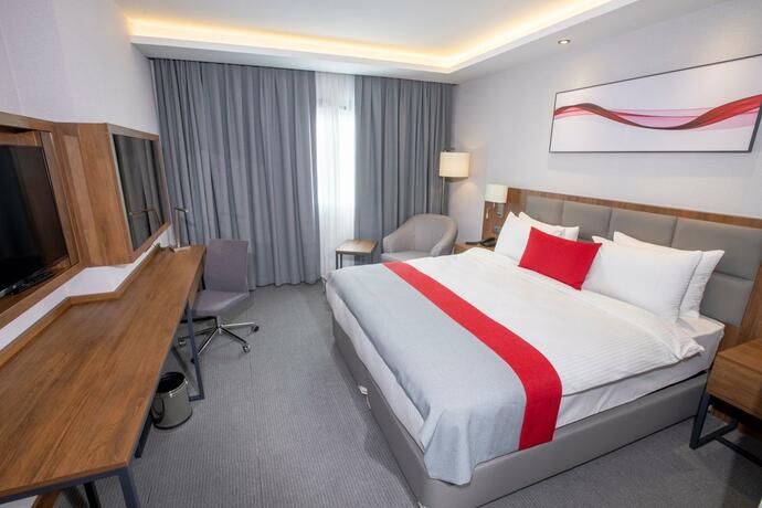Imagen de la habitación del Hotel Ramada by Wyndham Izmir Aliaga. Foto 31