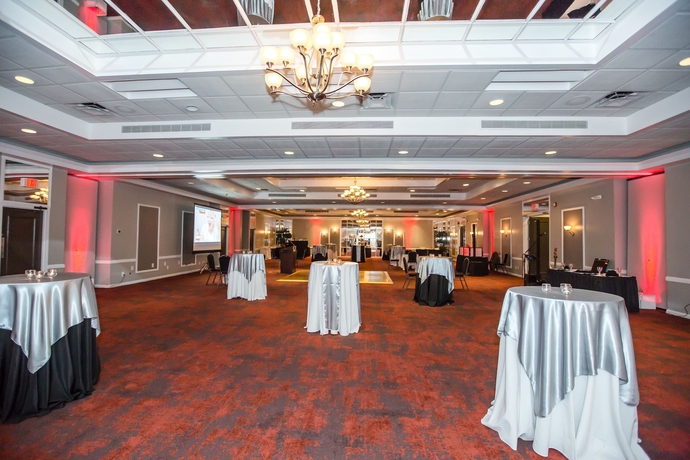 Imagen de los interiores del Hotel Ramada by Wyndham Jacksonville Hotel & Conference Center. Foto 16