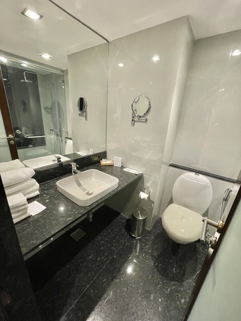 Imagen de la habitación del Hotel Ramada by Wyndham Jaipur North. Foto 7