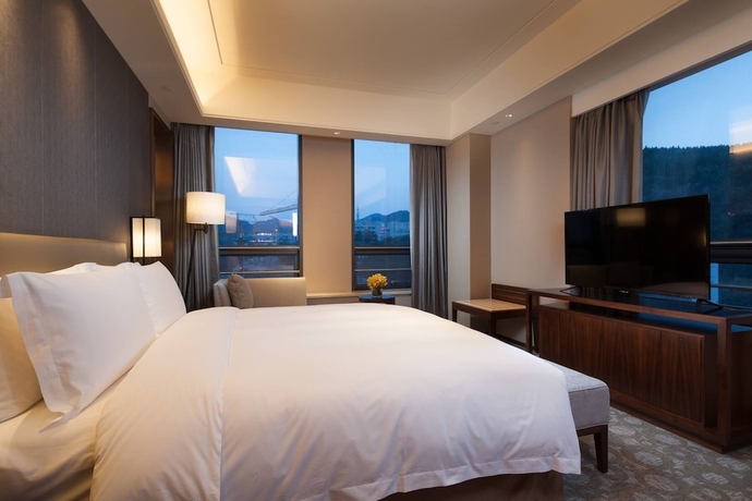 Imagen de la habitación del Hotel Ramada by Wyndham Jinan. Foto 8