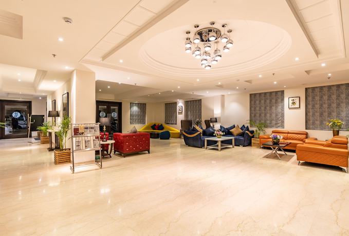 Imagen de los interiores del Hotel Ramada by Wyndham Kasauli. Foto 16