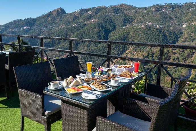 Imagen general del Hotel Ramada by Wyndham Kasauli, Kasauli. Foto 8