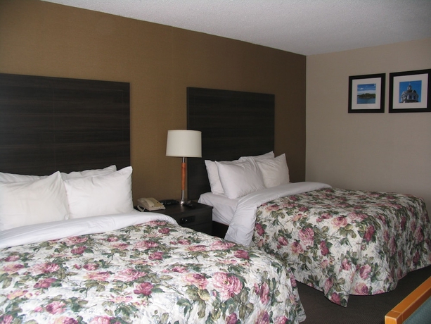 Imagen de la habitación del Hotel Ramada by Wyndham Kingston. Foto 7