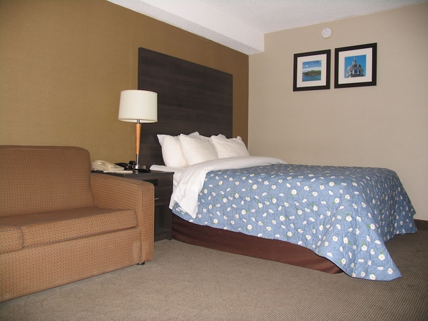 Imagen de la habitación del Hotel Ramada by Wyndham Kingston. Foto 10