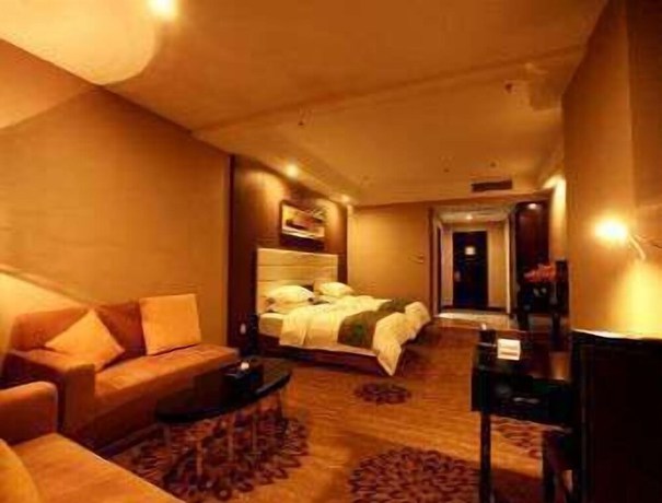 Imagen de la habitación del Hotel Ramada by Wyndham Linyi North. Foto 14
