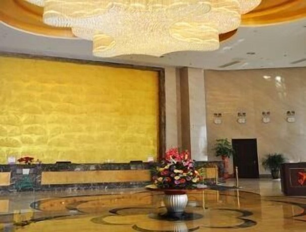 Imagen de los interiores del Hotel Ramada by Wyndham Linyi North. Foto 20