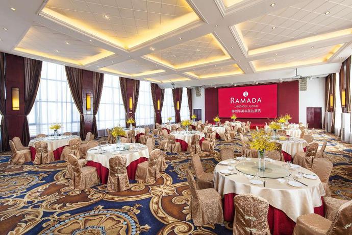 Imagen de los interiores del Hotel Ramada by Wyndham Liuzhou Luzhai. Foto 10