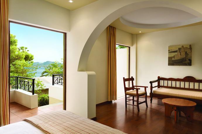 Imagen de la habitación del Hotel Ramada by Wyndham Loutraki Poseidon Resort. Foto 3
