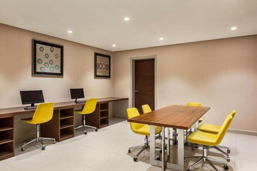 Imagen general del Hotel Ramada by Wyndham Makkah Zad Al Tayseer. Foto 1