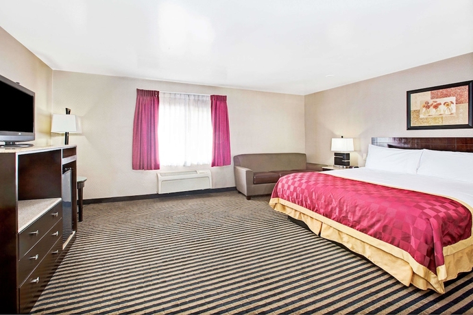 Imagen de la habitación del Hotel Ramada by Wyndham Marina del Rey. Foto 5