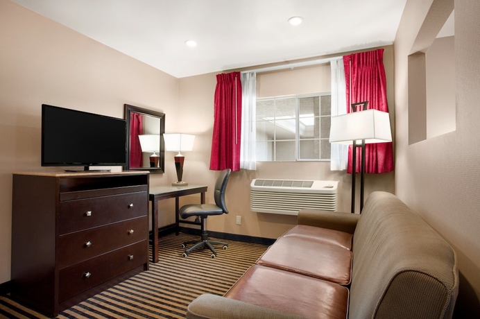 Imagen de la habitación del Hotel Ramada by Wyndham Marina del Rey. Foto 14