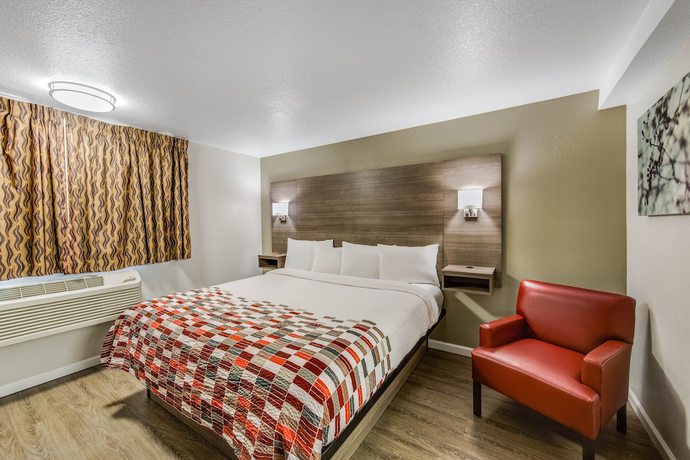 Imagen de la habitación del Hotel Ramada by Wyndham Medford Airport North. Foto 11