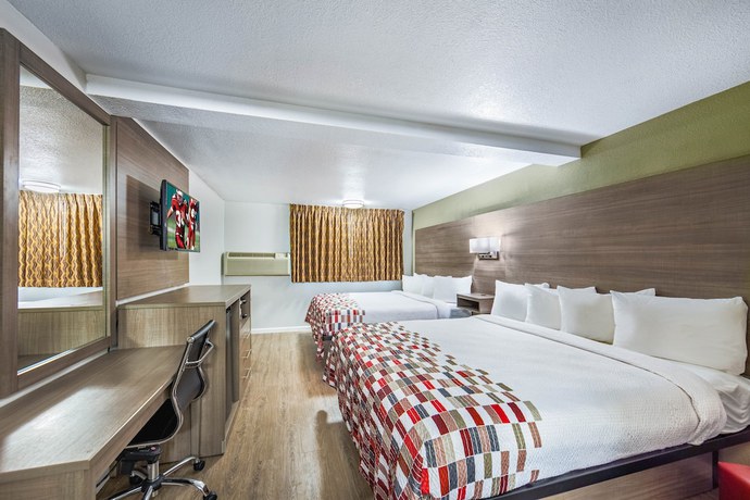 Imagen de la habitación del Hotel Ramada by Wyndham Medford Airport North. Foto 18