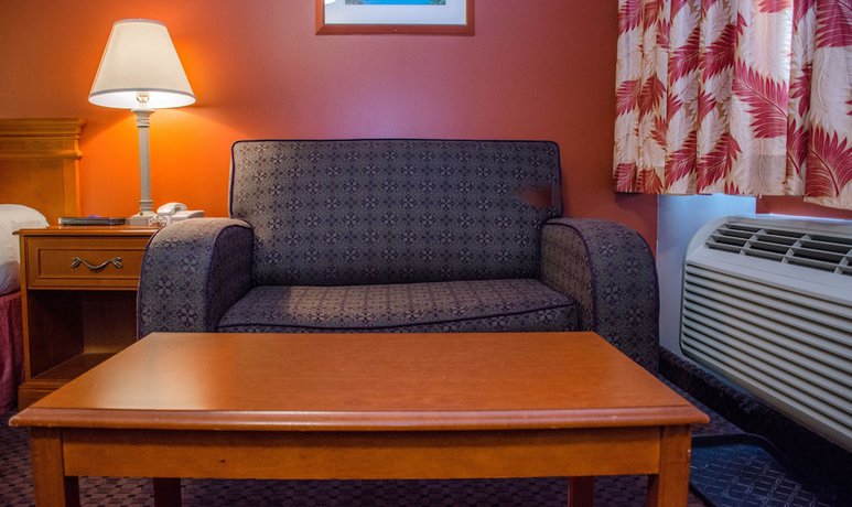 Imagen de la habitación del Hotel Ramada by Wyndham Medicine Hat. Foto 6