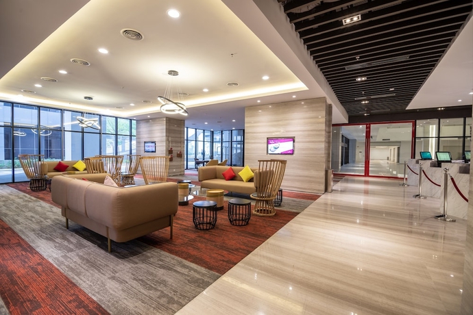 Imagen de los interiores del Hotel Ramada by Wyndham Meridin Johor Bahru. Foto 17