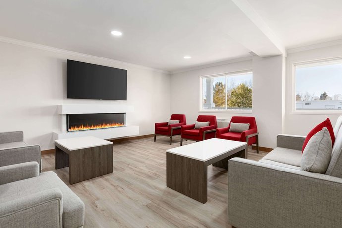 Imagen de los interiores del Hotel Ramada by Wyndham Miramichi New Brunswick. Foto 13