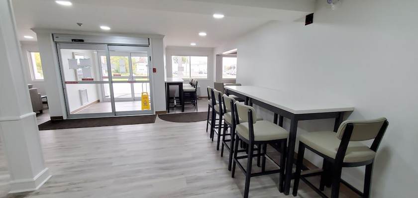 Imagen de los interiores del Hotel Ramada by Wyndham Miramichi New Brunswick. Foto 16