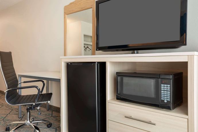 Imagen de la habitación del Hotel Ramada by Wyndham Miramichi New Brunswick. Foto 9