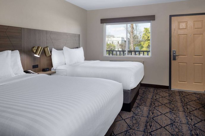 Imagen de la habitación del Hotel Ramada by Wyndham Modesto Yosemite Area. Foto 15