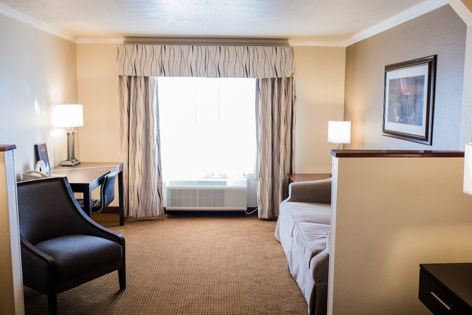 Imagen de la habitación del Hotel Ramada by Wyndham Moses Lake. Foto 5