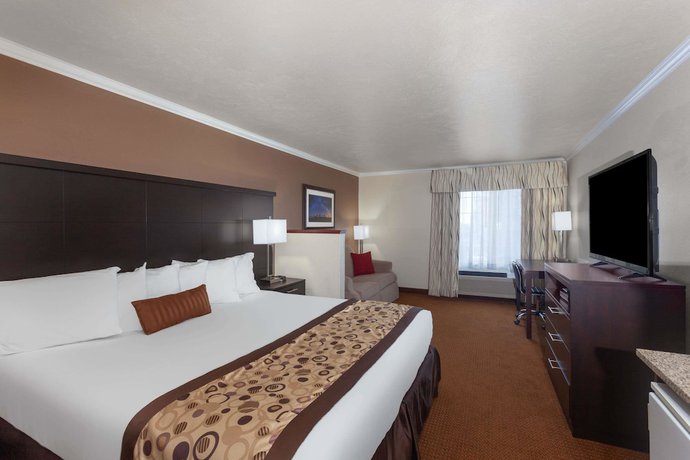 Imagen de la habitación del Hotel Ramada by Wyndham Moses Lake. Foto 7