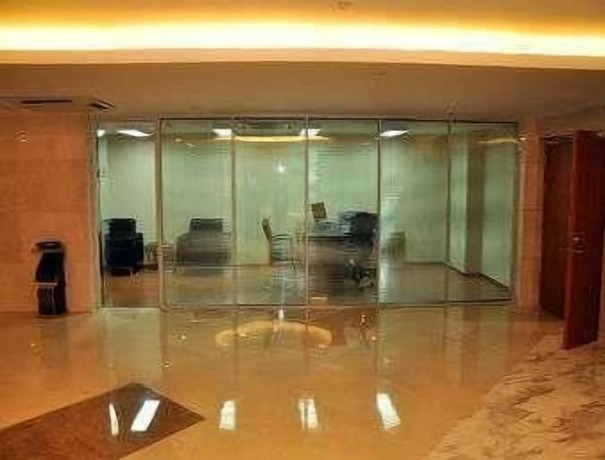 Imagen de los interiores del Hotel Ramada by Wyndham Nanjing. Foto 9