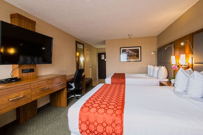 Imagen de la habitación del Hotel Ramada by Wyndham Northern Grand & Conference Centre. Foto 10